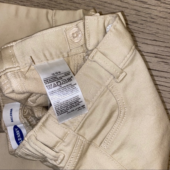 Old Navy Baby Girl Jeans and Cargo Pants - Picture 8 of 11
